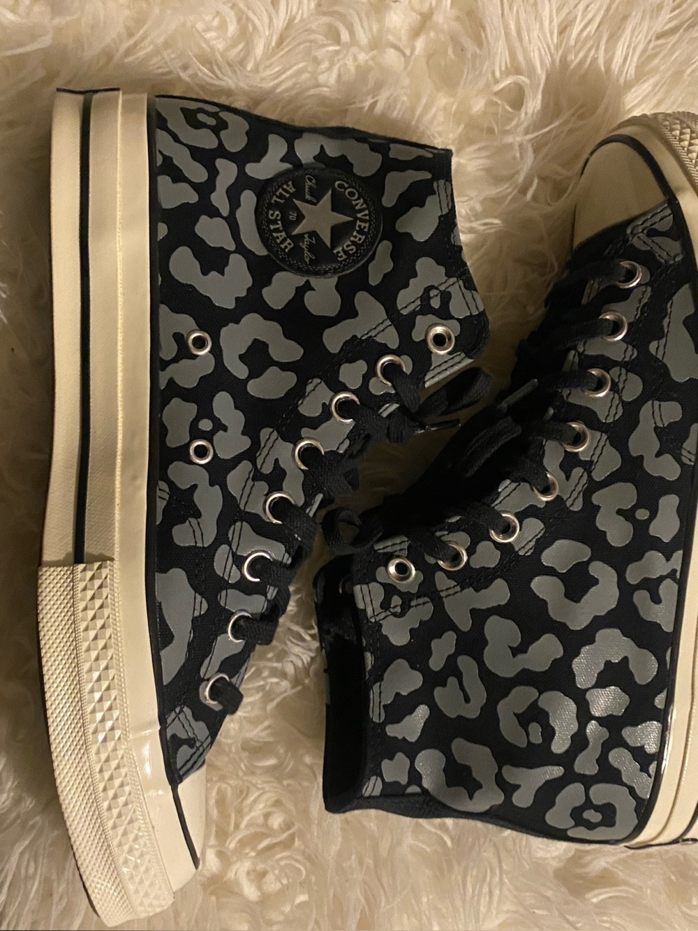 NWOT Converse chuck 70 High Top Sneakers — Black & Gray Leopard